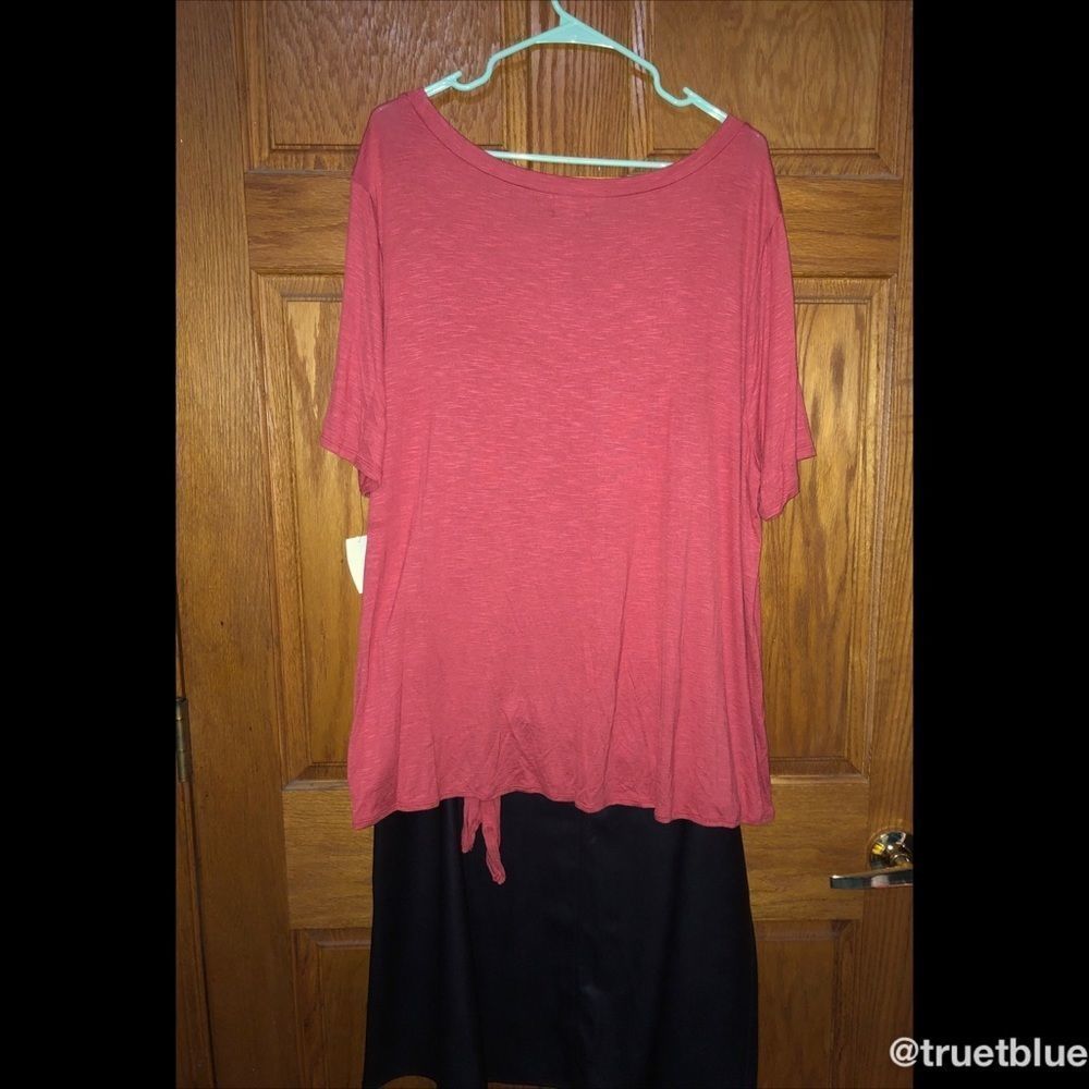 Scoop Neck Tie Tee Sz 2X & 3X - Picture 3 of 8